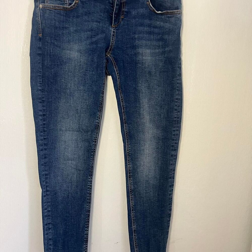Zara basic Women's Blue and Navy Jeans size 8 us
